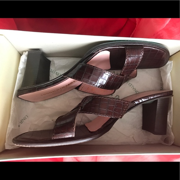 Donald J. Pliner Shoes - Donald Pliner sandals